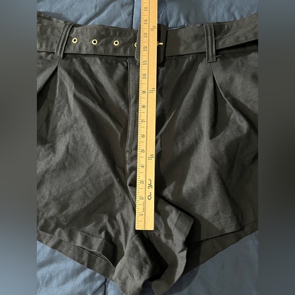 Future Collective Black belted shorts Jenee Naylor sz 20 - Picture 8 of 14